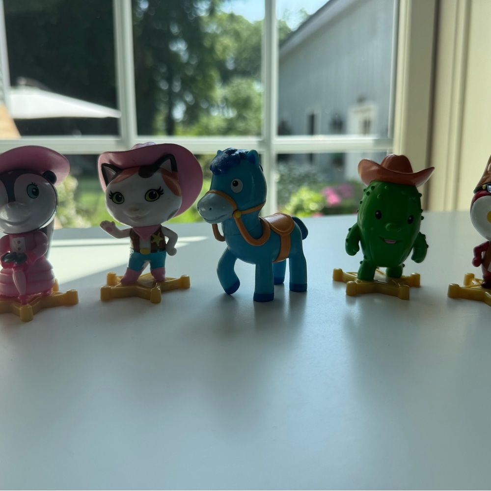 Sheriff Callie’s Wild West Disney kids show figures (full set)